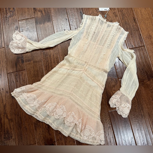 Love Sam Dress - Picture 3 of 7